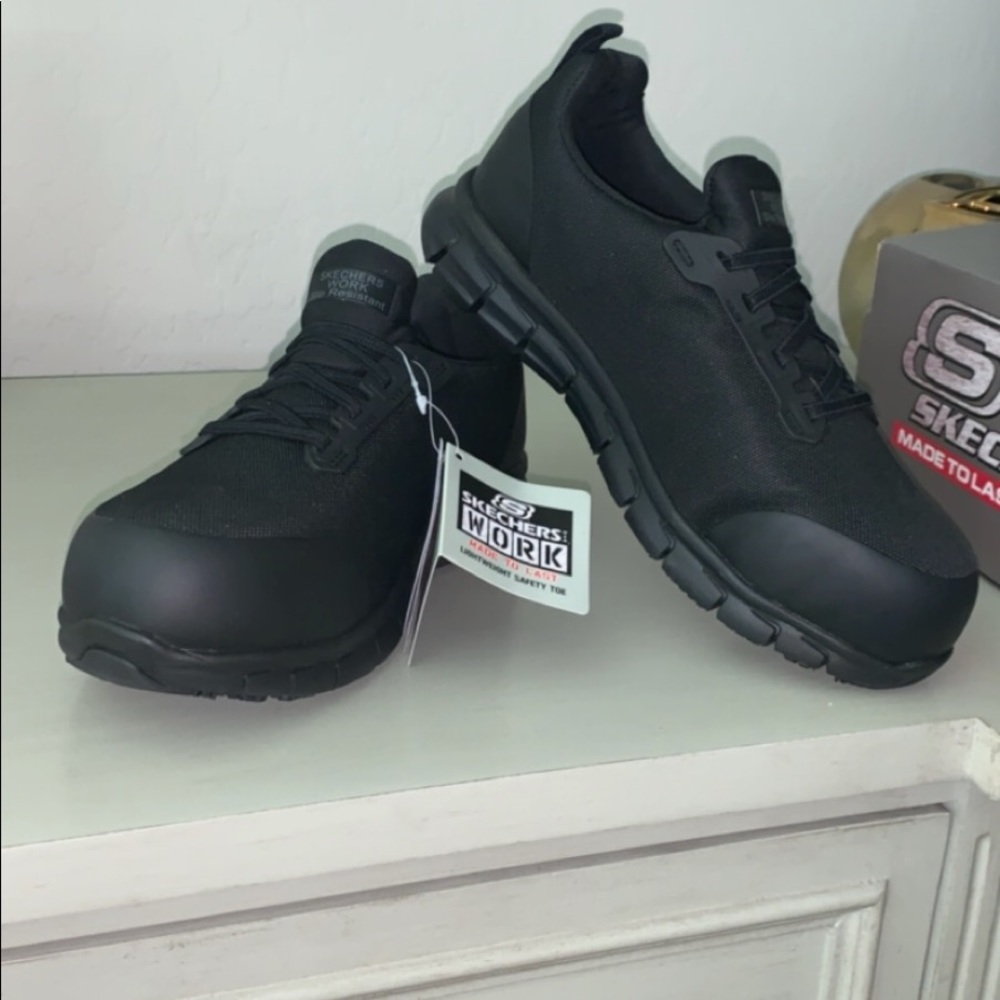 Construction work shoes